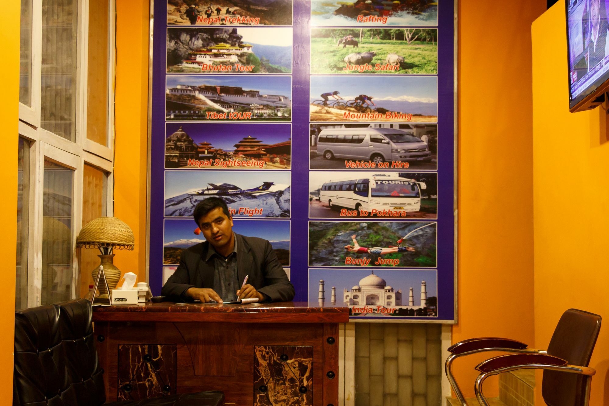 Andes Hotel Kathmandu Buitenkant foto